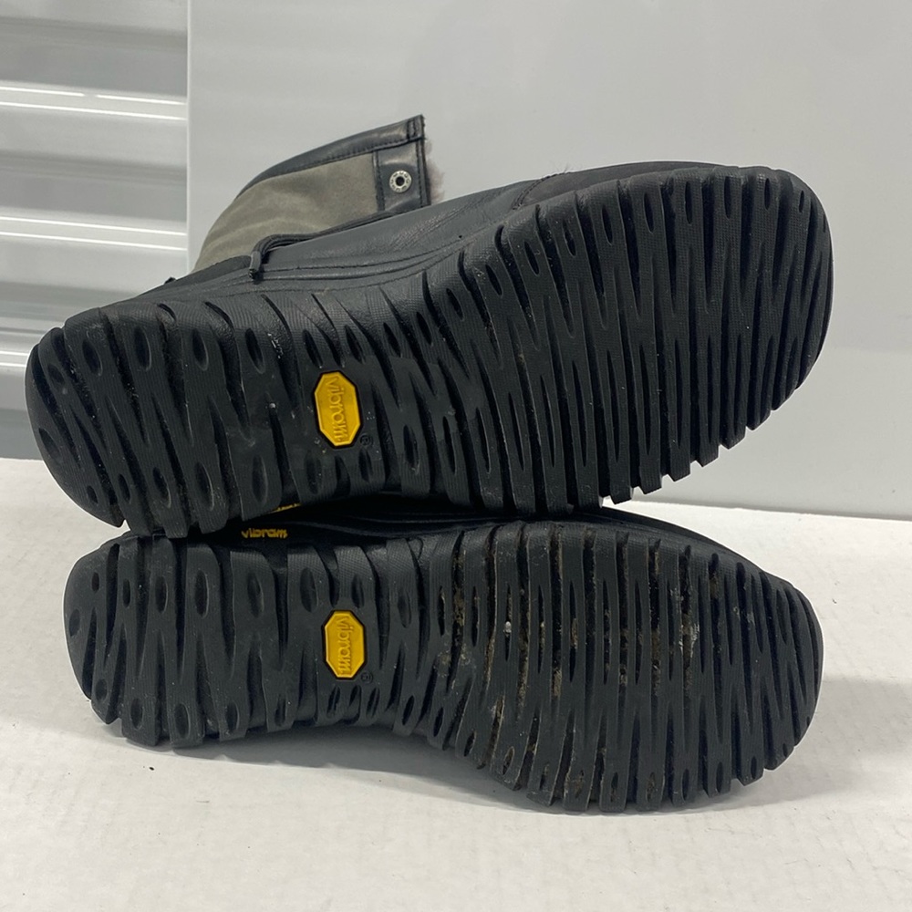 UGG Men Black/Gray Fur Vibram Leather Waterproof Snow Gore-Tex Boots Size 10 EUC - Picture 9 of 14